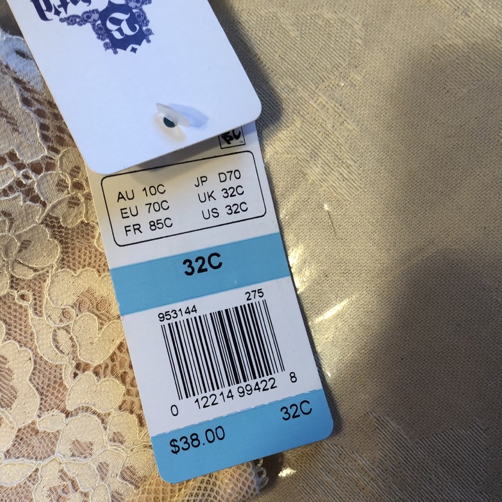 Brand new bra - Picture 3 of 4